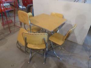 lot 6 image: Vintage Table & Chairs Yellow
