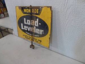 lot 39 image: Monroe Land Leveler Sign