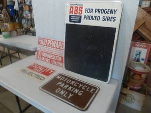 lot 41 image: ABS Tin Sign & Black Board