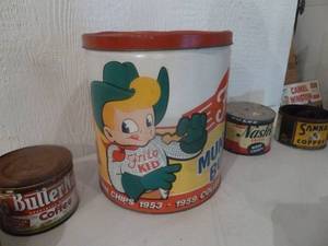 lot 46 image: Fritos Kid Tin Can 1953