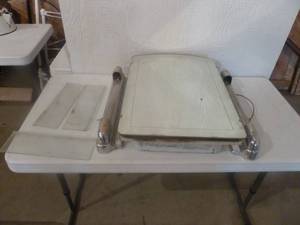 lot 51 image: Antique Medicine Cabinet