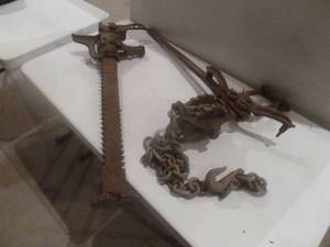 lot 74 image: Antique Jack & Cable Winch