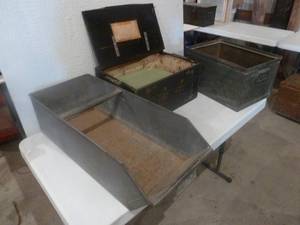 lot 86 image: Vintage Steel Boxes, Tins