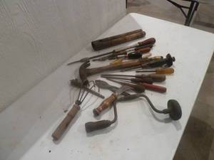 lot 100 image: Antique Horn Knife, Screw drivers, Hand Drills