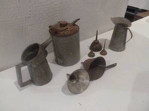 lot 110 image: Antique Oiler Cans