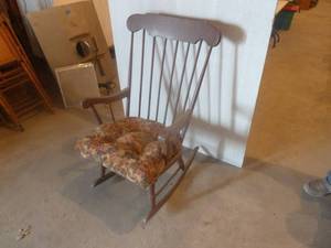lot 143 image: Vintage Wood Rocking Chair