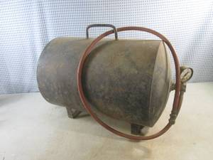 lot 25 image: (EW3) Air Tank