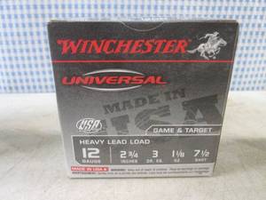 lot 32 image: (EC1) Box of 25 Winchester Game & Target 12 Gauge Shot Gun Shells