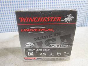 lot 33 image: (EC1) Box of 25 Winchester Game & Target 12 Gauge Shot Gun Shells