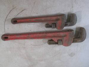 lot 44 image: (H-2) 18 and 12 Ridgid Heavy Duty Pipe Wrenches