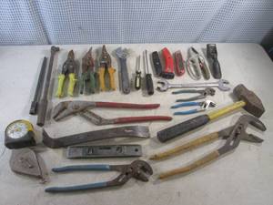lot 47 image: (A-2) Assorted Hand Tools