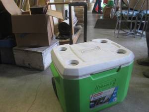 lot 50 image: (EW4) Coleman Xtreme Wheeled Cooler 50 Qt  84 Cans