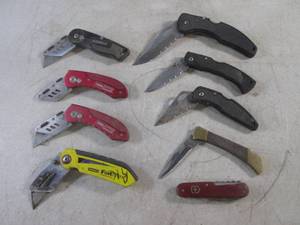 lot 67 image: (EC1) Assorted Folding and Razor Knives