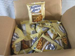 lot 345 image: (B-1) 48 Pouches Fudge Stripes Minis Original Cookies 4 Inner Boxes of 12 Best by 03192023