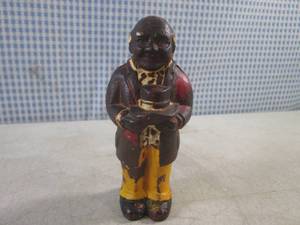 lot 294 image: (CNTR) Antique Cast Iron Uncle Mosses Coin Bank 5 34 Tall