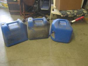 lot 287 image: (BR1) 2 Full 5 Gallon Kerosene Cans and 1 Empty