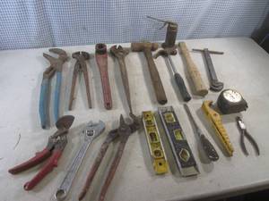 lot 83 image: (D-3) Assorted Hand Tools...