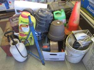 lot 98 image: (FRNT) Pile of Misc...