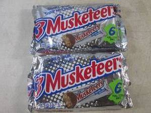 lot 387 image: (B-2) 12 - 3 Musketeers Full Size Candy Bars 2 Packs of 6 Best by March 2024
