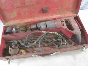 lot 16 image: (EW4) Milwaukee Electric Drill in Metal Case with Assorted Bits - Works