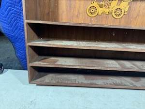lot 37 image: Wood Display Case (hand crafted by Jerry Weber 1999)