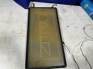 lot 43 image: Light Up Open Sign