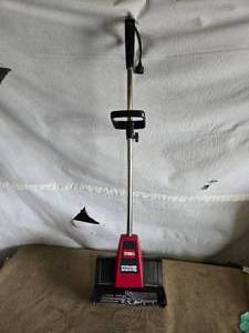 lot 5 image: Toro Power Shovel