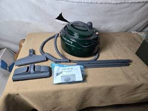 lot 15 image: Euro Pro Hydra Steam Cleaner
