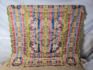 lot 64 image: Colorful Decorative Square Table Cover Approx 48x50