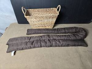 lot 66 image: Sliding Door Draft Dodger and Basket