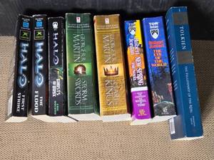 lot 116 image: Lot of 9 Fantasy Books - Halo, Wheel of Time, Song of Ice and Fire