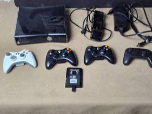 lot 129 image: Xbox 360 and Controllers