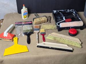 lot 146 image: Large Lot of Paining and Related Tools