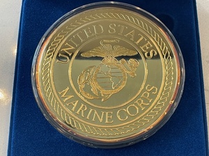 lot 15 image: 8 Ounce .999 Fine Silver Marine Corps Medallion 24k Layered #15 of 500 Minted