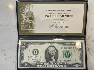 lot 77 image: $2 Dollar Bill Uncirculated
