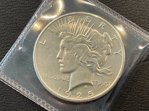 lot 88 image: 1925 Peace Dollar