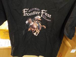 lot 64 image: 5 Wild West New T-shirts size L...