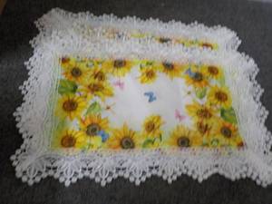 lot 83 image: 4 Placements- new...