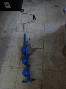 lot 90 image: Land Auger...