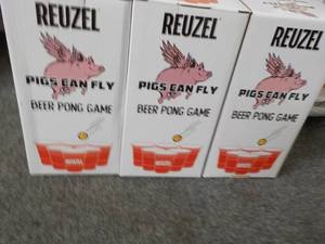 lot 92 image: 3X Reuzel Pigs Can Fly Beer Pong Game