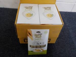 lot 116 image: 30 x 4 packs Purina Fancy Feast Savory Cat Treats with Natural Chicken in a Demi Glaze retail $3 each