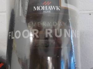 lot 149 image: Mohawk Floor Runner 2 ft x 6 ft...