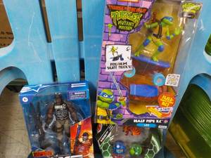lot 161 image: Assorted Action Figures