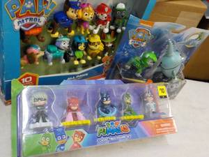 lot 172 image: Paw Patrol and PJ Masks...