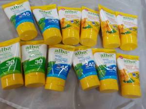 lot 199 image: 12 x 4 oz Alba Sunscreen...