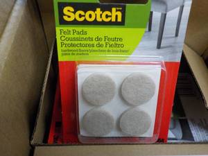 lot 256 image: 12 x 3 x 4 packs Scotch Felt Pads...