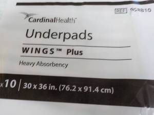 lot 304 image: Cardinal Health Underpads x 10...