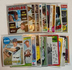 lot 177A image: 20 Card Vintage Baseball Lot with Stars - 1966-1982 - Fisk, Stargell, Carlton, Bunning, Jenkins, Niekro and more