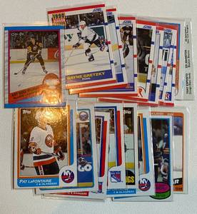 lot 181A image: 18 Hockey Card Wayne Gretzkey and Stars Lot