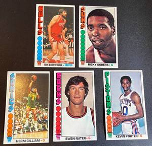 lot 185A image: 1976 Topps Basketball 5 Card Vintage Tall Boy Lot